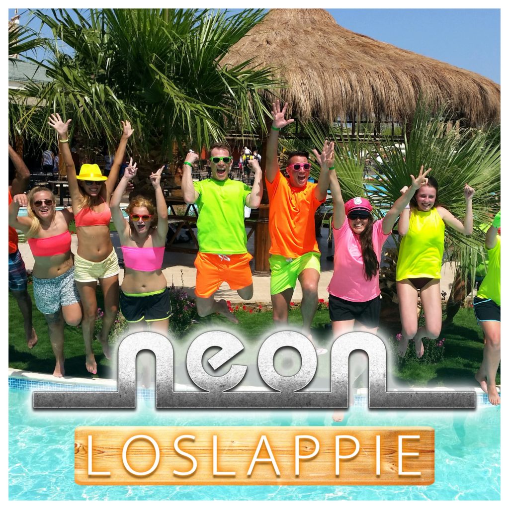 Loslappie" – so heißt die aktuelle Single mit der die beiden sympathischen Sänger von Neon nun die Sommersaison einläuten!