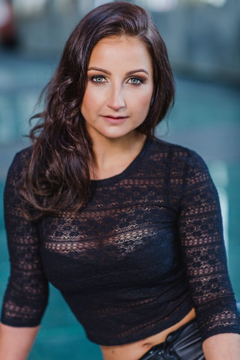 Eva Luginger geht BEDINGUNGSLOS in die Zukunft Wir sind Schlager